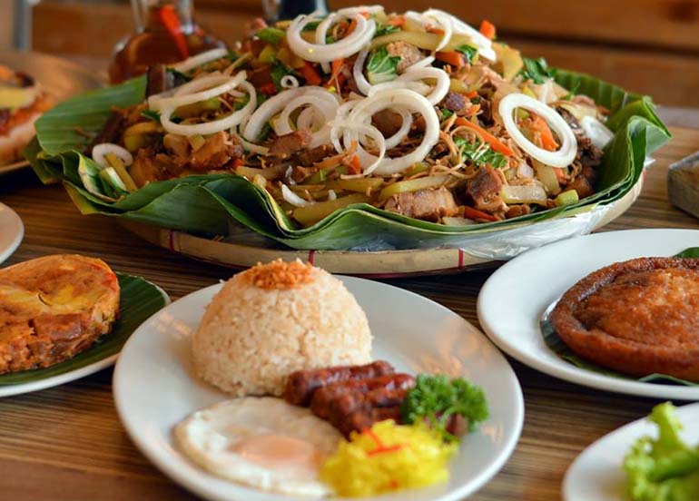 Pancit and Silog from Buddy's