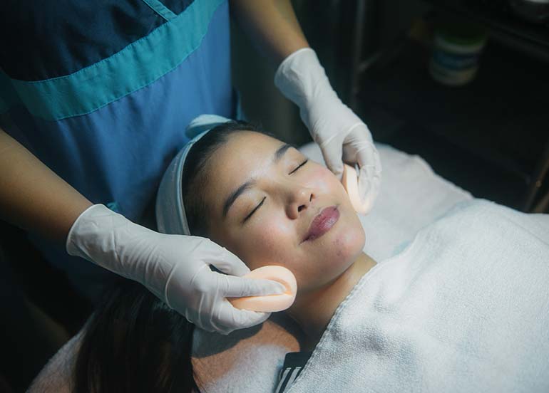 facial-treatment