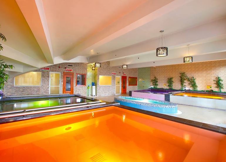 ace-water-spa-herbal-pools