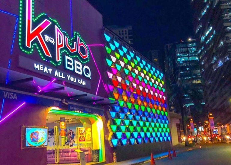 k-pub-neon-lights-exterior