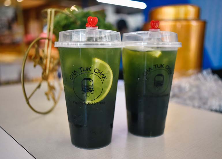cha-tuk-chak-regular-thai-emerald-drink