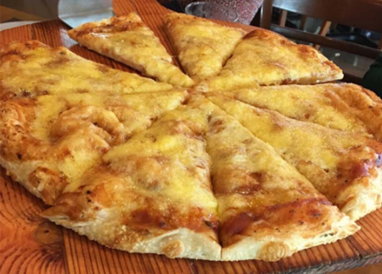 Garlic and Cheese Pizza from Shakey's