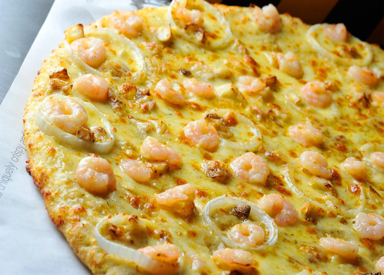 Roasted Garlic and Shrimp Pizza from Yellow Cab