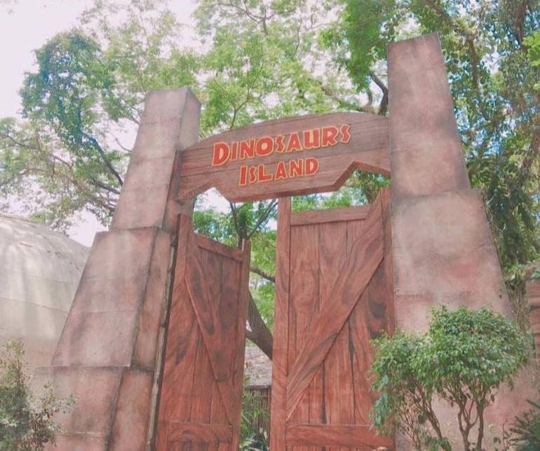 Dinosaurs Island