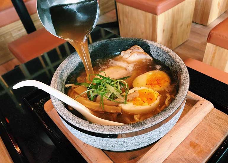 Sizzling Ramen from Kureji