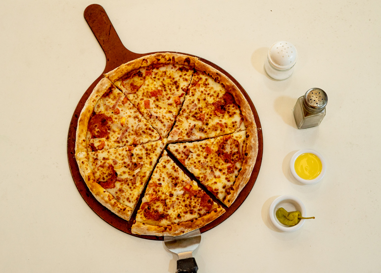 Papa John’s is the Perfect Place to Throw Your Next Pizza Party!