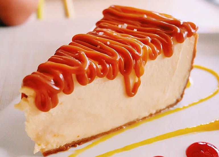 salted-caramel-cheesecake