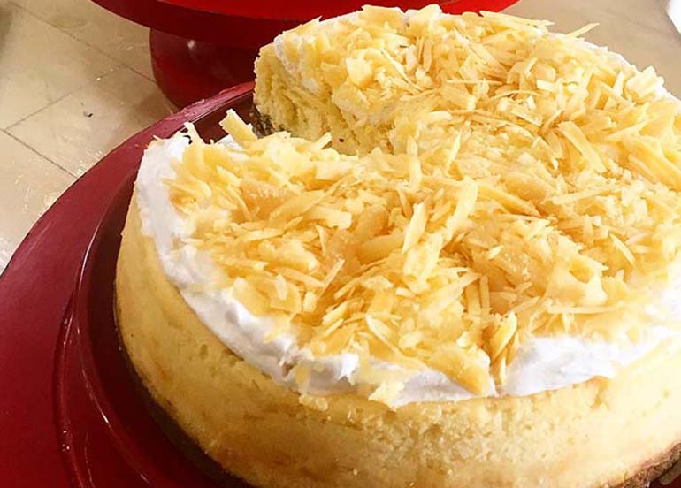 quezo-de-bola-cheesecake