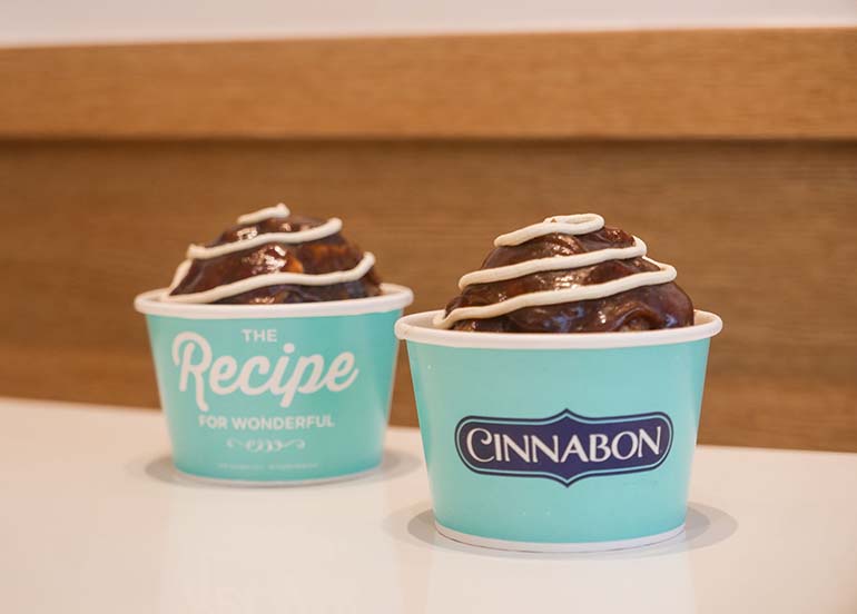 cinnabon-rolls