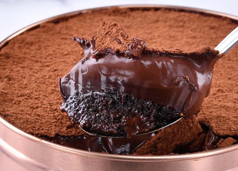 gooey-chocolate-cake