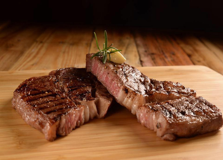 Wagyu Steak from Hogs and Cattle