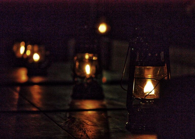 candle-light-lanterns