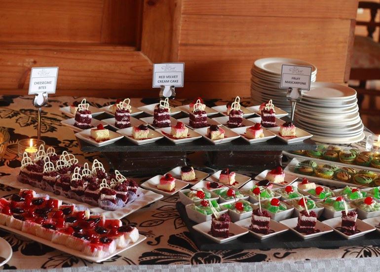buffet-desserts