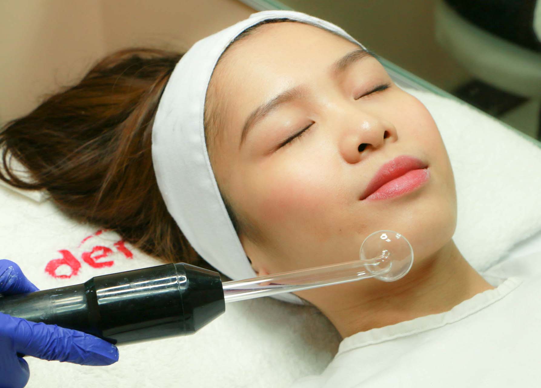 pore-minimiser-facial