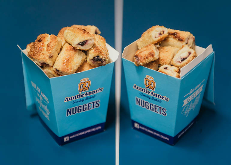 Auntie Anne's Blueberry Cream Cheese Nuggets