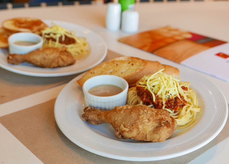 Chicken and Spaghetti from Pancake House