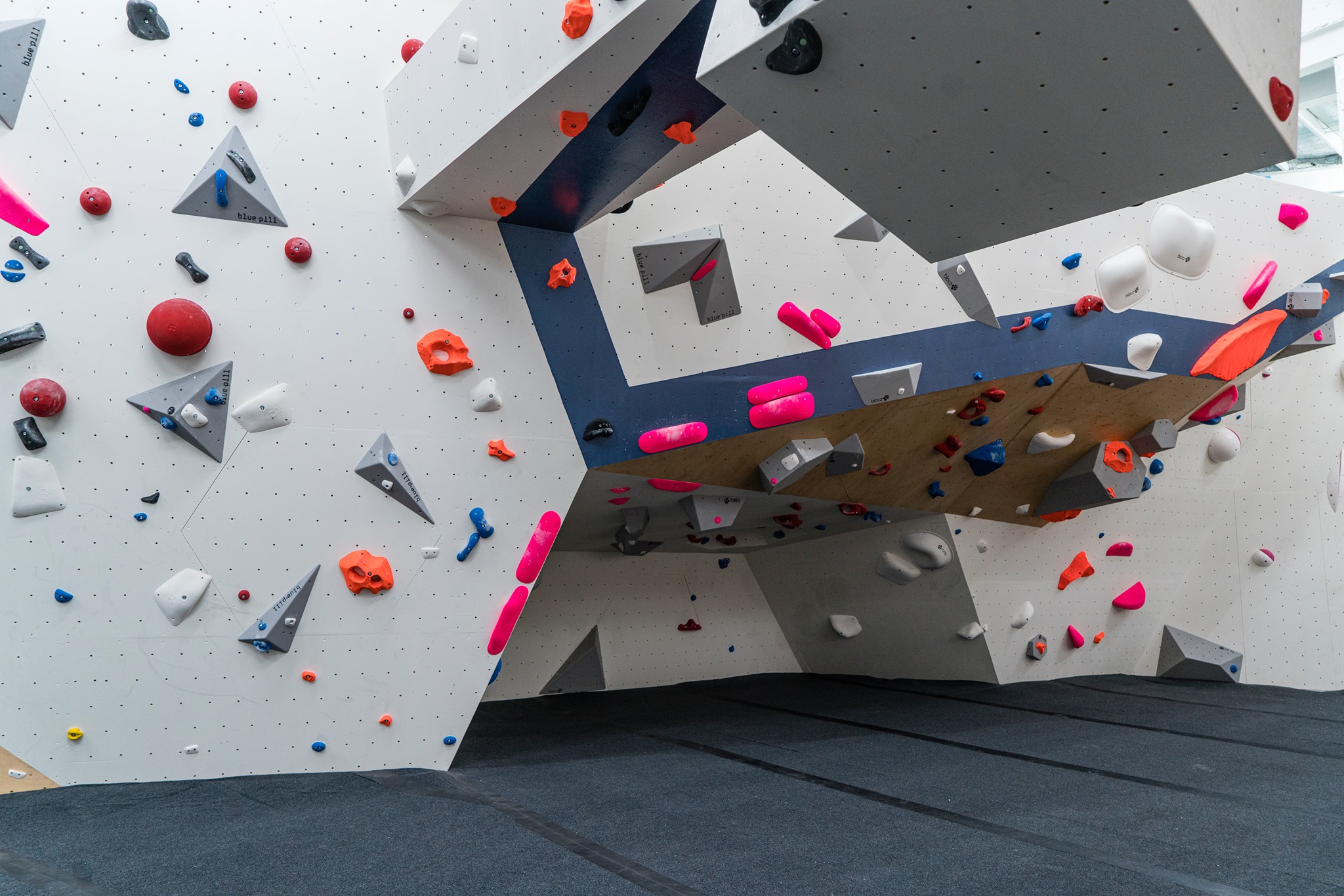 the-bouldering-hive-interiors