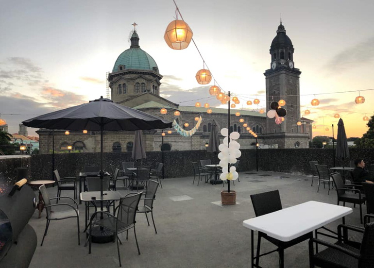 La Cathedral CafÃ© with a view of Manila Cathedral in Intramuros