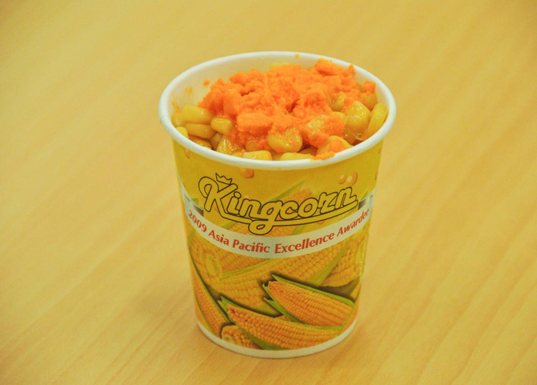 Kingcorn Shredded Corn topped with cheese powder