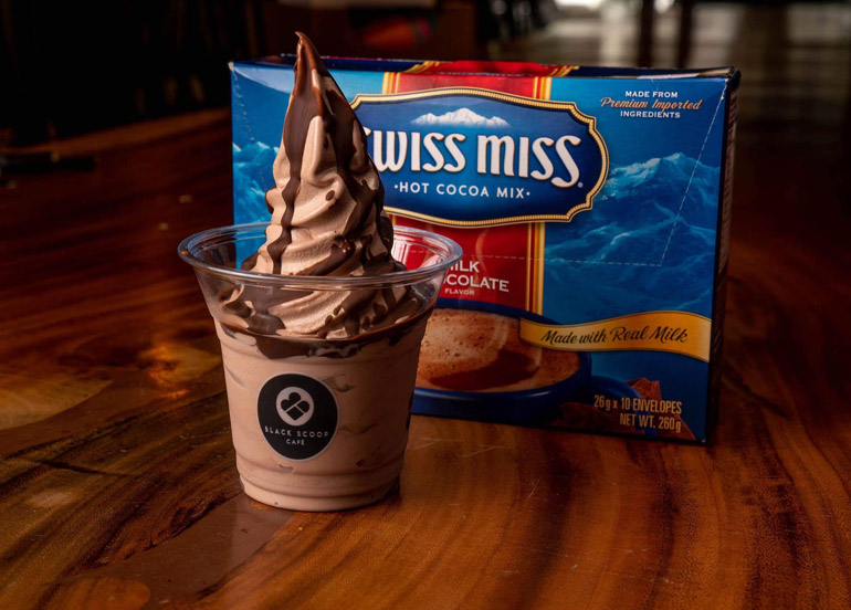 Swiss Miss Black scoop Ice Cream