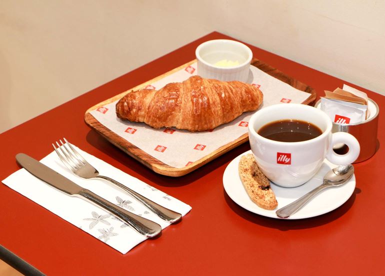 americano-croissant-bundle