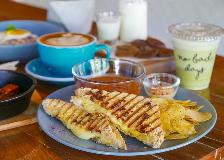 Grilled Cheese and Other Brunch Dishes from Common Folk White Plains