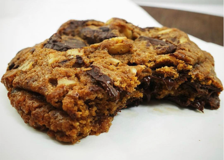 dark chocolate chip cookie from Eric Kayser