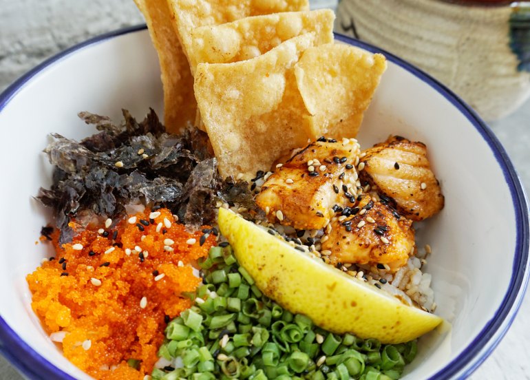 kale cafe and restaurant salmon donburi