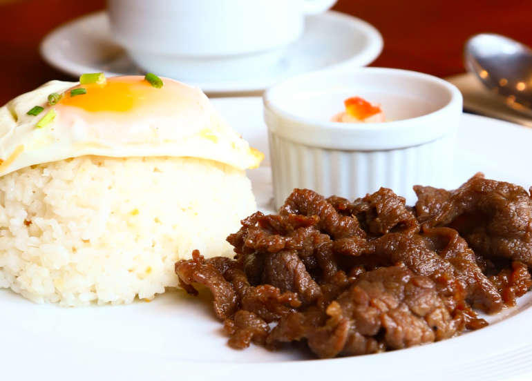 pancake house tapsilog