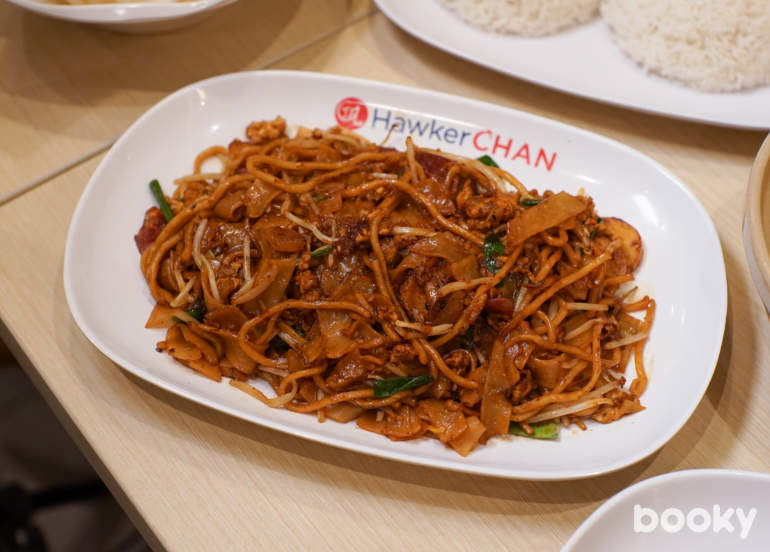 hawker chan noodles char kway teow