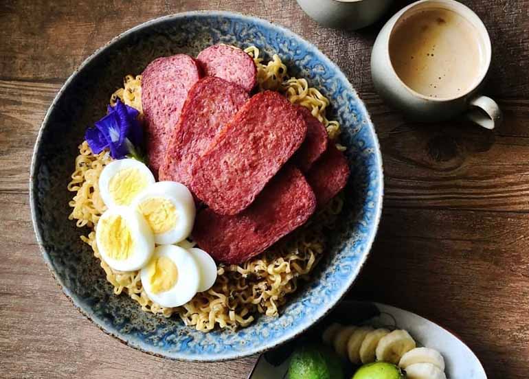 Spam and Pancit Canton