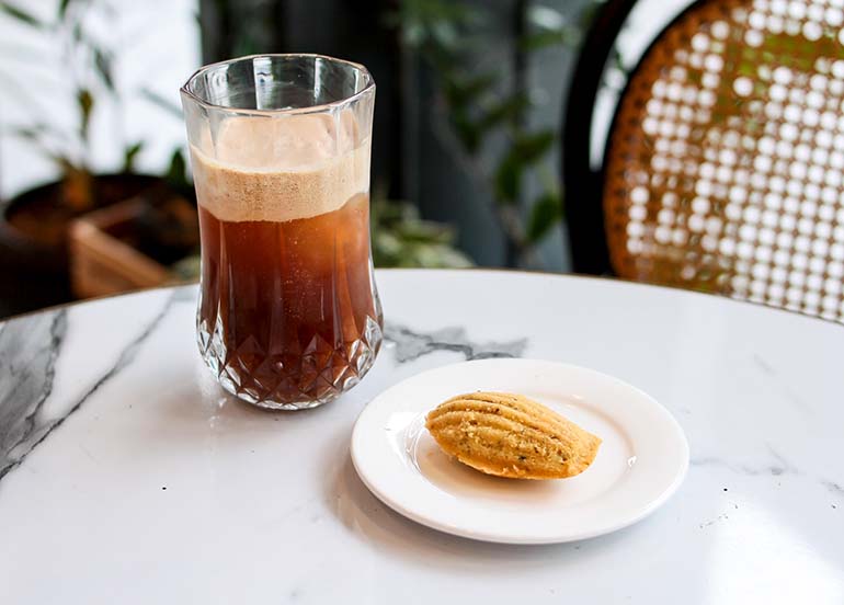 iced-latte-with-madeleine