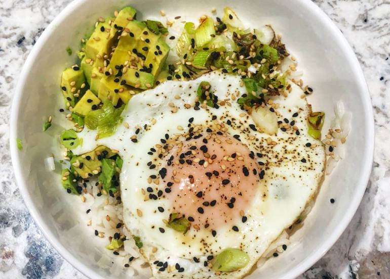 avocado rice bowl