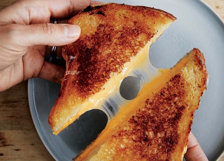 cheese-pull-grilled-cheese