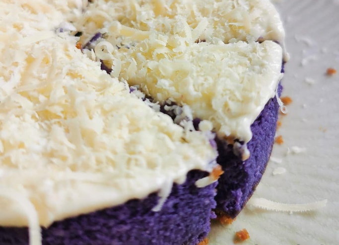 ube queso de bola cheesecake lola cafe