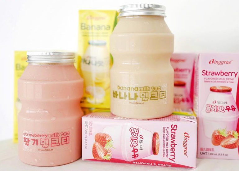 Strawberry and Banana Milk Tea from Create Your Own Milk Tea