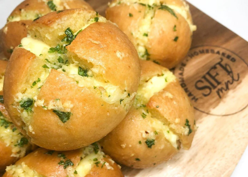 Sift MNL Cream Cheese Garlic Bread