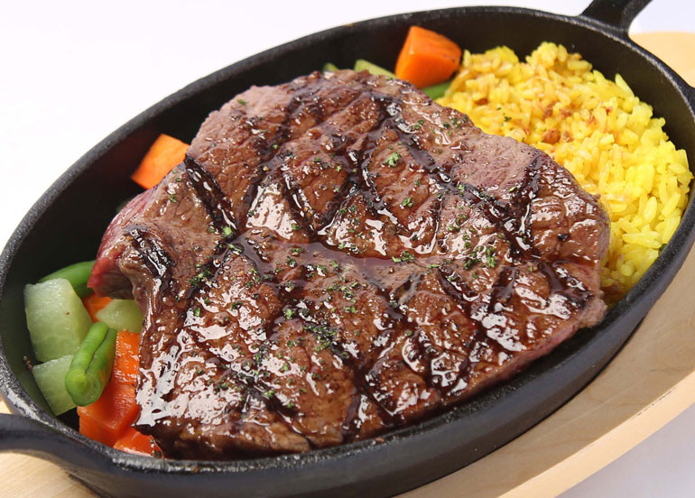 holy-cow-sizzler-philippines-steak