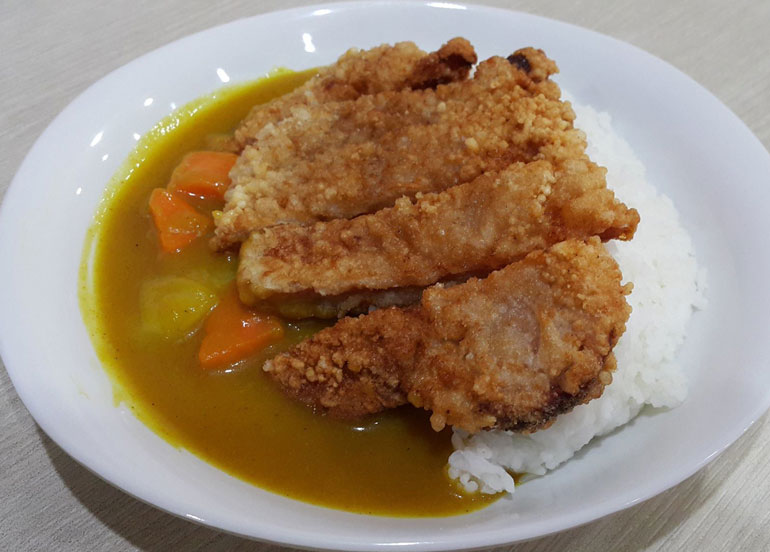 pao-pao-xiao-chi-porkchop-in-curry-sauce
