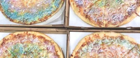 These Unicorn Pizzas Are Made With Edible Glitter Dusts