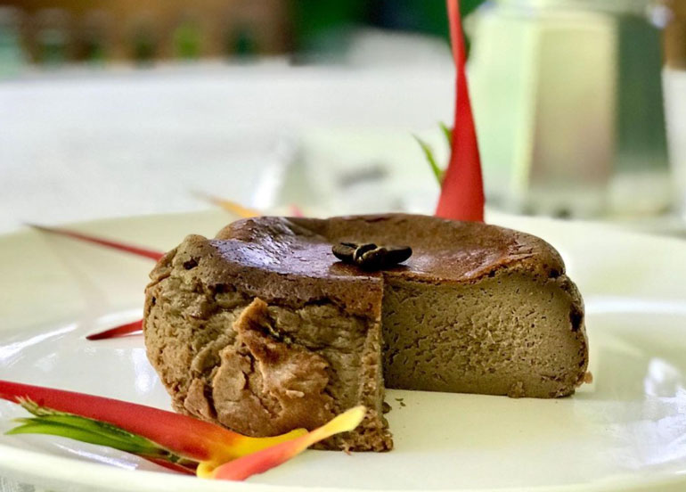 w-kitchen-iloilo-coffee-basque-burnt-cheesecake