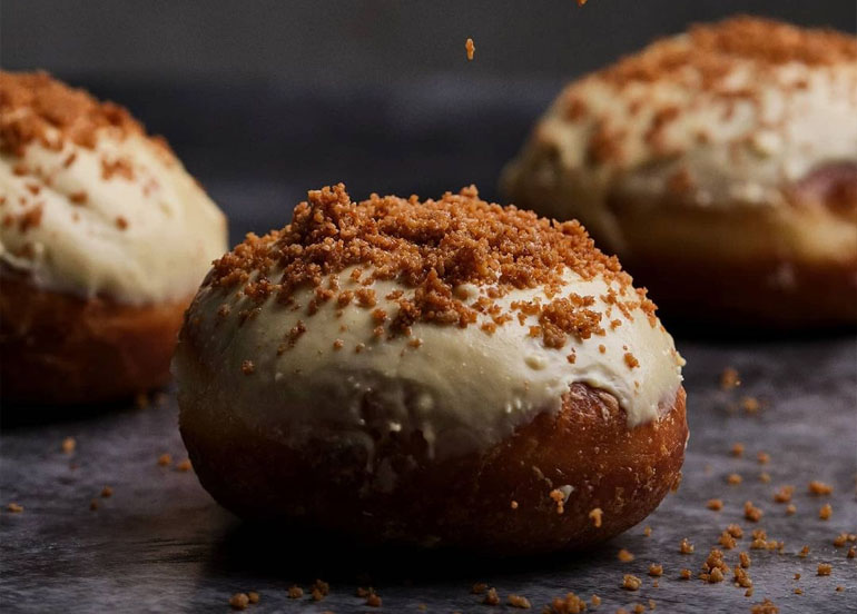 maja blanca doughnut, poison coffee & doughnuts