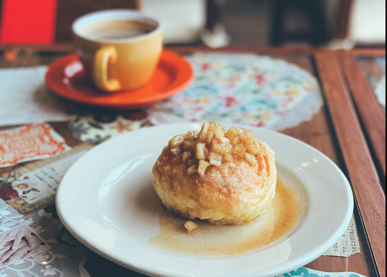 cafe-mary-grace-cinnamon-apple-ensaymada