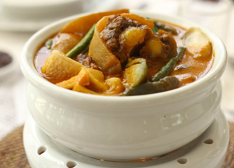 Kare Kare from Cabalen