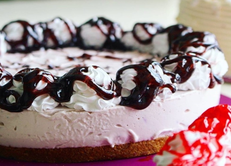 lia's cake in season blueberry cheesecake