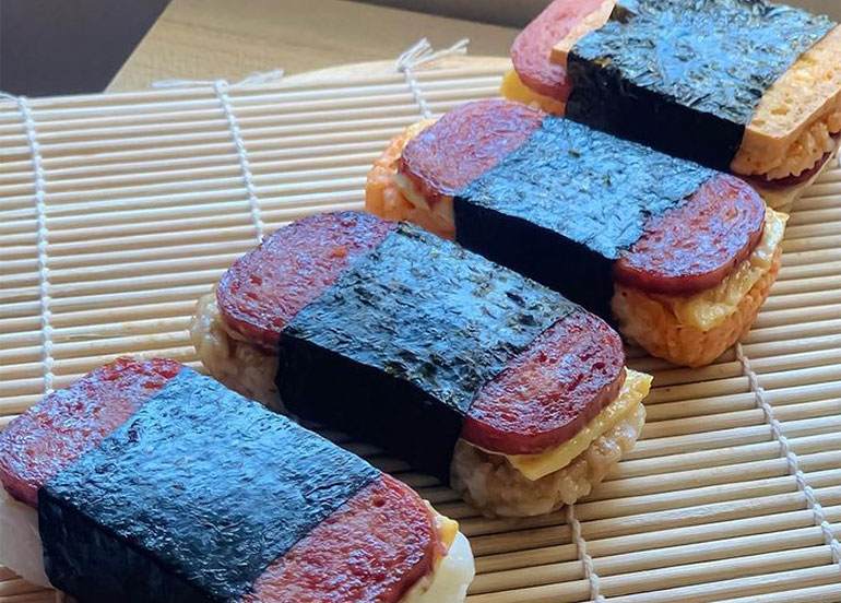 Maxteaph Vegan Spam Musubi