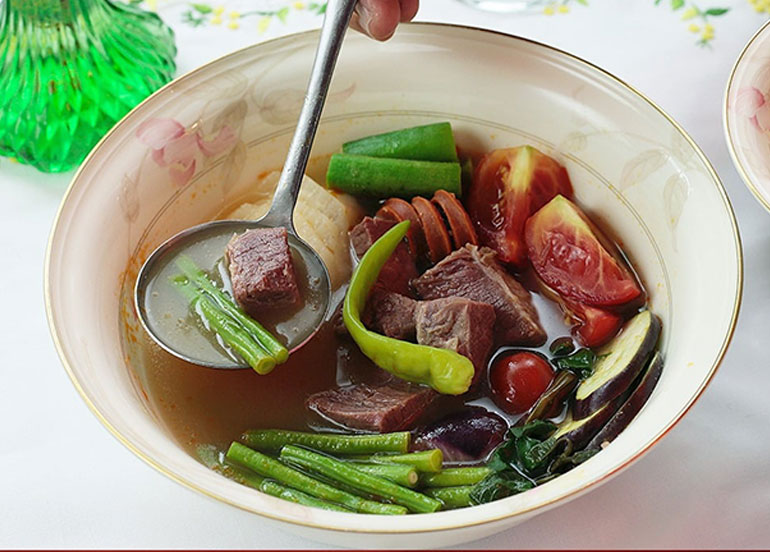 Cafe Juanita Corned Beef Sinigang