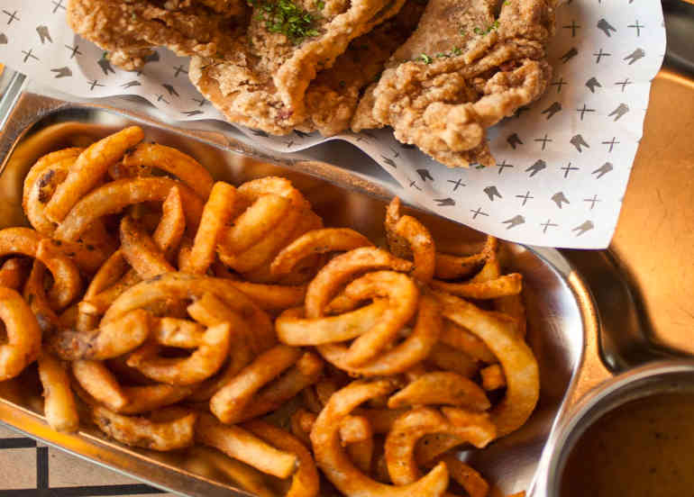 Bucky's twister fries