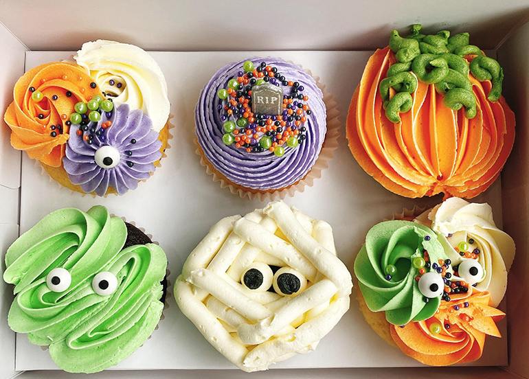 Sweet Snaps Halloween Cupcakes