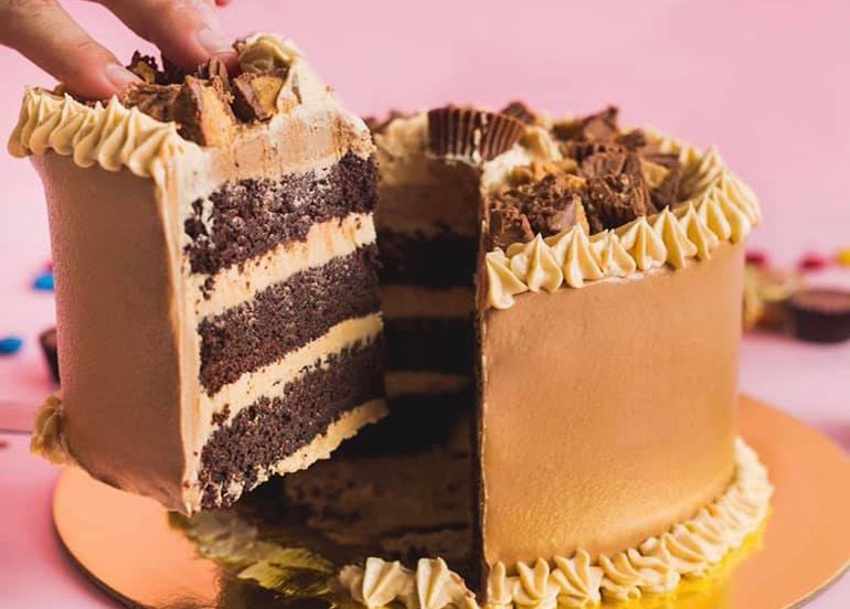 Vanilla Cupcake Bakery Reese's Chocolate Cake